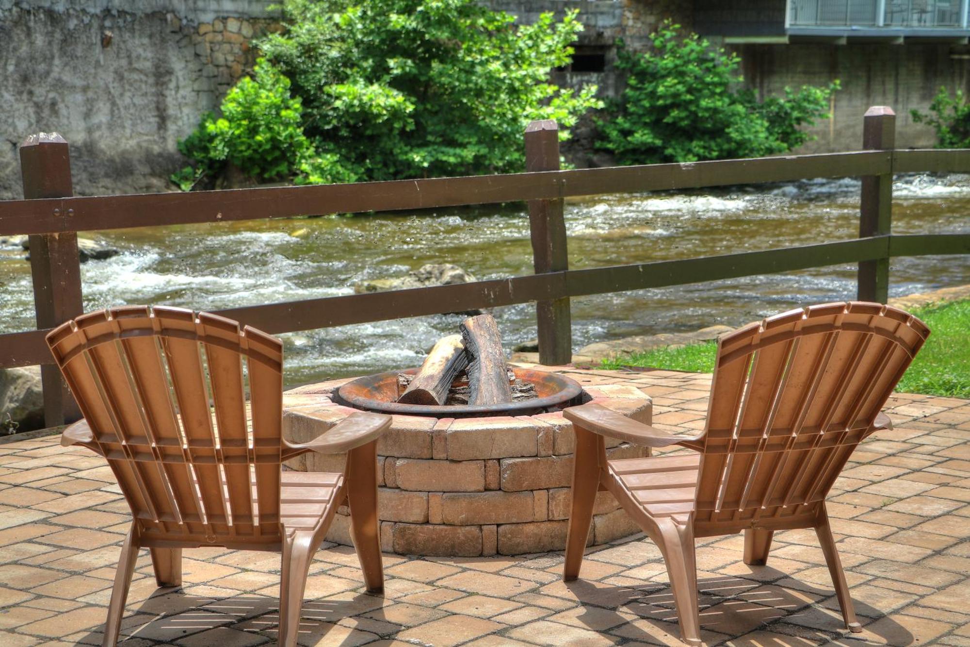 Gatlinburg River Inn Kültér fotó